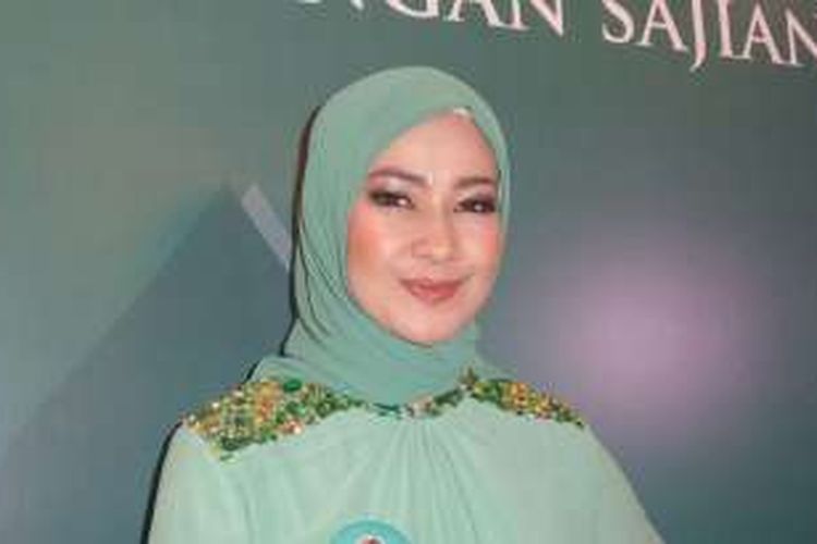 Alya Rohali saat dijumpai dalam sebuah acara demo masak, di Restaurant Oasis, Cikini, Jakarta Pusat, Selasa (30/8/2016).
