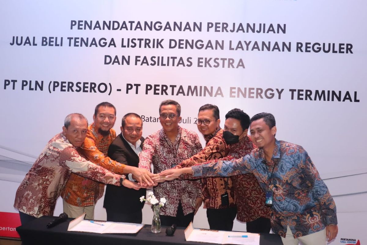 PT Pertamina Energy Terminal (PET) bekerja sama dengan PT PLN (Persero) memperkuat keandalan pasokan listrik di Terminal BBM Pulau Sambu, Belakang Padang, Batam, Kepulauan Riau (Kepri), yang terletak di wilayah strategis namun wilayah terluar RI. 