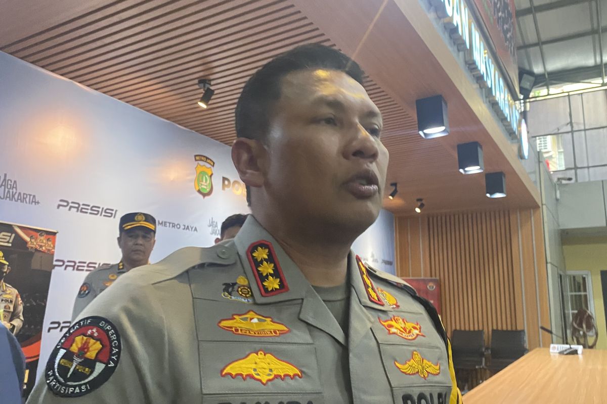 Kabid Humas Polda Metro Jaya Kombes Budi Hermanto saat ditemui di Mapolda Metro Jaya, Senin (8/12/2025).