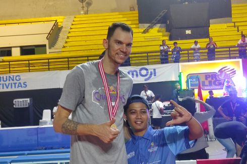 Merasakan Langsung Keramahan Bintang-bintang Asing Proliga 2023