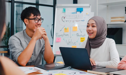 Beasiswa BCA Finance Peduli 2023: Syarat, Fasilitas, dan Link Daftarnya...
