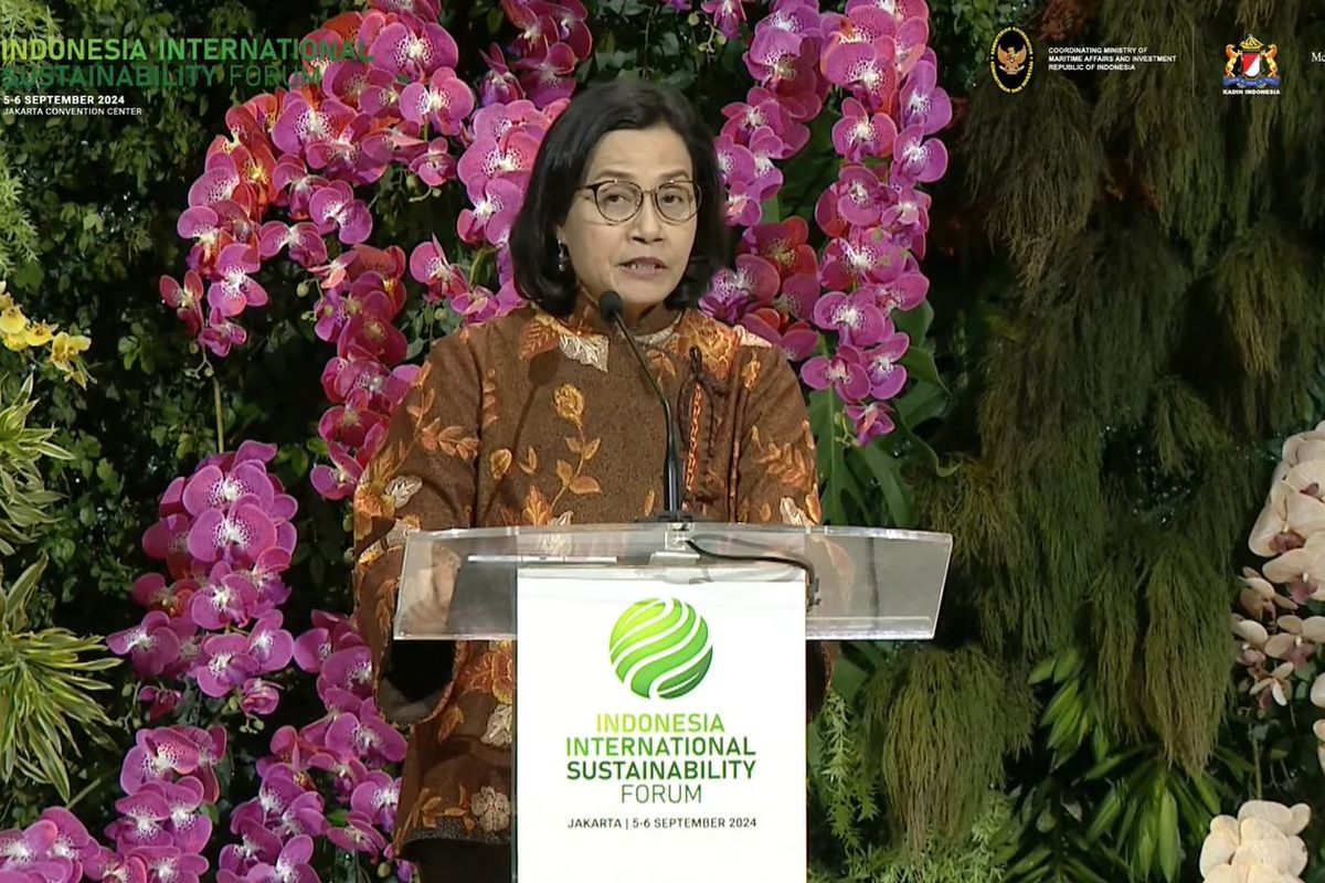 Tangkapan layar dari video yang menampilkan Menteri Keuangan Sri Mulyani Indrawati berpidato dalam Indonesia International Sustainability Forum (ISF) 2024 di Jakarta Convention Center (JCC), Jakarta, Jumat (6/9/2024)