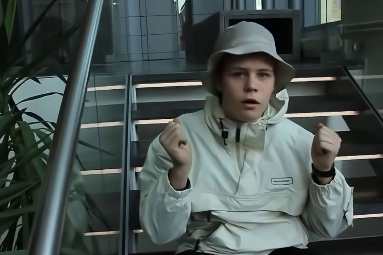 Foto Lirik Lagu Ginseng Strip 2002 Yung Lean