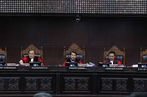 MK Merasa Berwenang Mengadili Sengketa yang Diajukan Prabowo-Sandi
