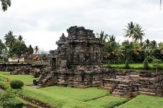 Candi Ngawen, Bangunan Suci untuk Dhyani Buddha