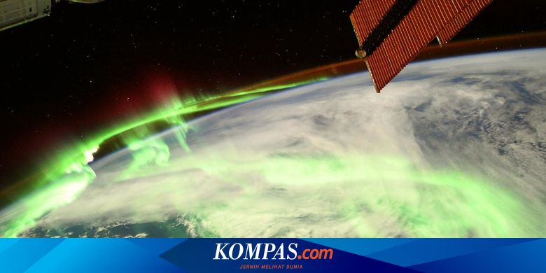 Astronot Potret Aurora Berkobar di Atas Bumi, Ini Fotonya - Vimarsana News