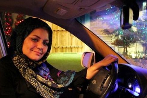 Pakaian Renang Tak Sesuai Syariah, Rekor Wanita Iran Tak Diakui
