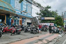 Cuaca Ekstrem, Naik Motor Saat Angin Kencang Bahaya Benda Terbang