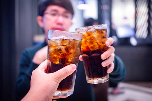 Minuman Manis Bisa Picu Kerontokan Rambut pada Pria