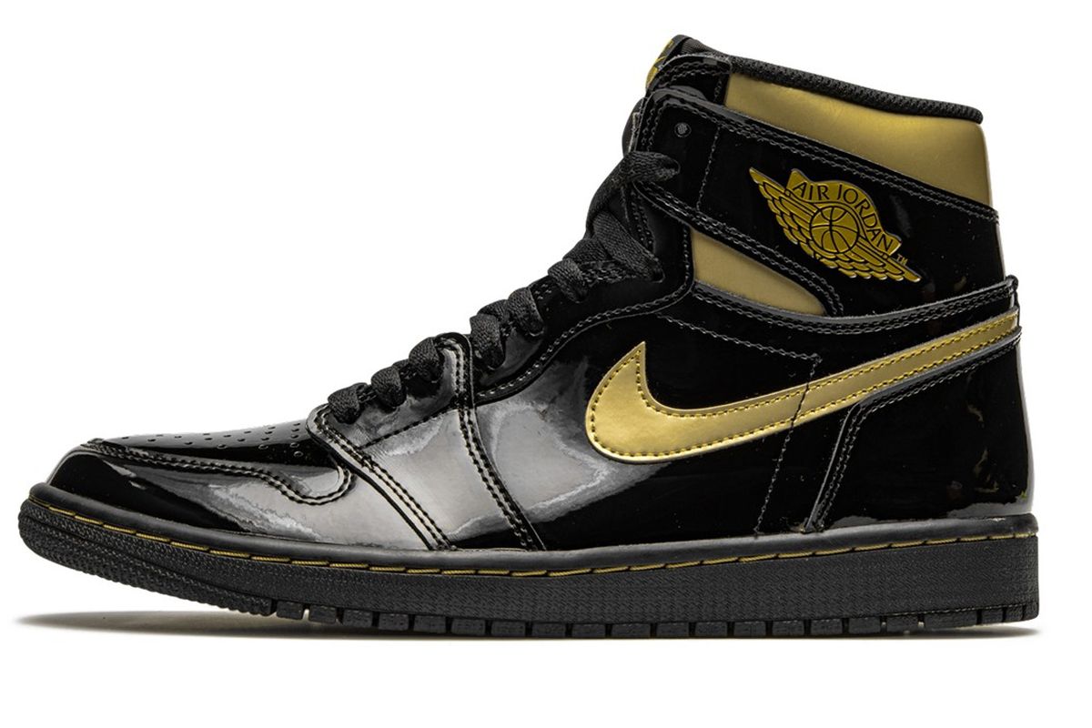 Air Jordan 1 Black Metallic Gold