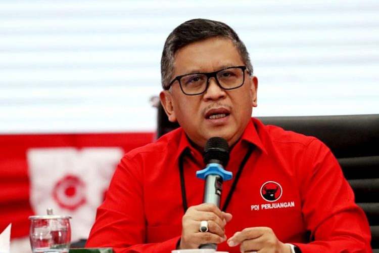 Sekjen DPP PDI-P Hasto Kristiyanto dalam konferensi pers pengumuman paslon Pilkada 2020, Rabu (2/9/2020).