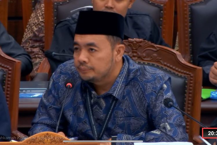 Kala KPU dan Bawaslu Jawab Dalil Pemohon soal Pencalonan Gibran... 