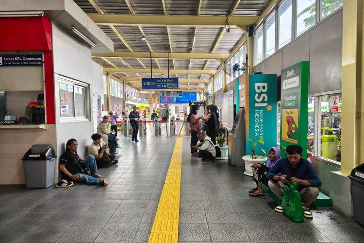Kereta Bandara Tabrak Truk, Stasiun Poris Tak Beroperasi Sementara