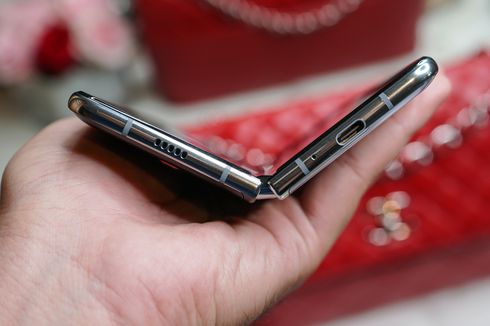 Bukan Galaxy Z Flip, Penerus Galaxy Fold Dirilis Pertengahan 2020?