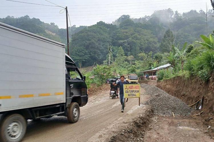 Jadi Jalur Vital Logistik Pascabencana, Jalan Simpang Panta-Bukittinggi Diperlebar dengan TKD Tambahan Rp 10,8 Miliar