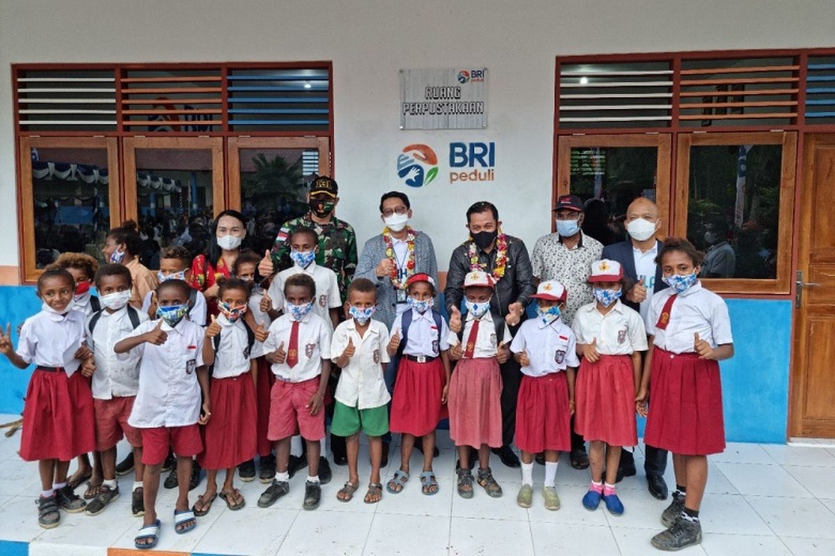 Program bantuan Ini Sekolahku dari BRI untuk SD di Jayapura 