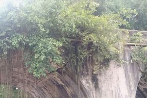 Jembatan Penghubung Tanah Datar–Sijunjung Ditutup Total, Retakan Besar Ancam Struktur Ambruk