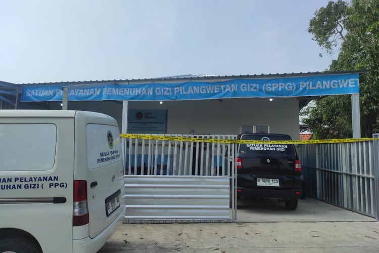 Ratusan Santri Diduga Keracunan Usai Santap MBG, SPPG di Demak Dipasang Garis Polisi