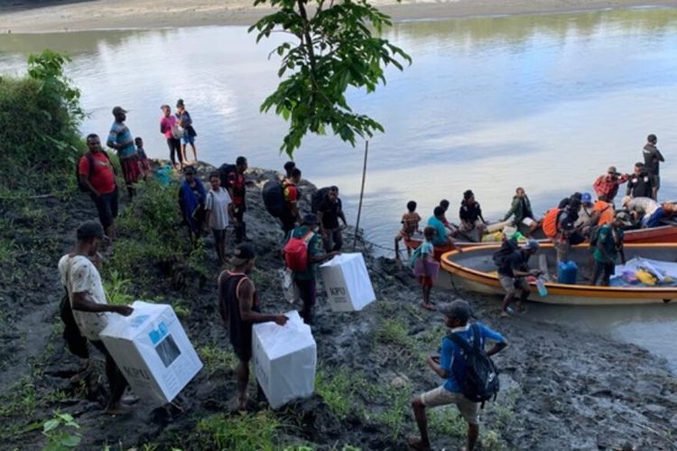 Sungai Kering, Logistik Pilkada Terlambat, 6 TPS di Sarmi Papua Pemilu Susulan