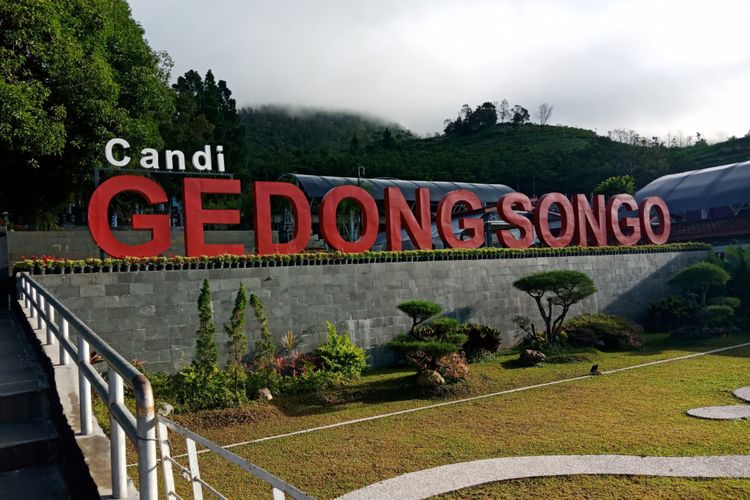 Candi Gedong Songo, Ungaran, Kabupaten Semarang, Kamis (29/3/2018).