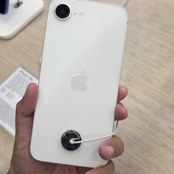 iPhone 16e resmi di Indonesia.