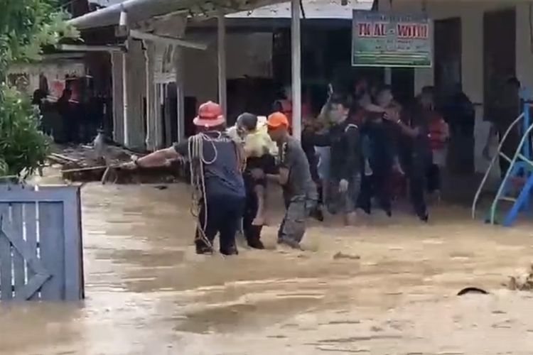 Ancaman Bencana Hidrometeorologi Berulang di Kota Padang, BPBD Tetapkan Status Siaga