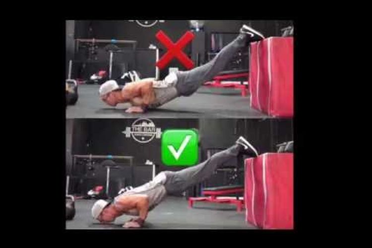 Latihan dada decline push up