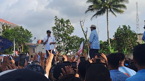 Minta Warga Tak Pilih Paslon Lain, Wiranto: Capres Harus Bisa Joget seperti Prabowo