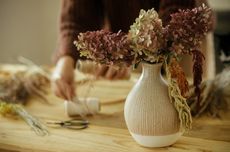 Cara Mengeringkan Bunga Hydrangea untuk Hiasan Rumah