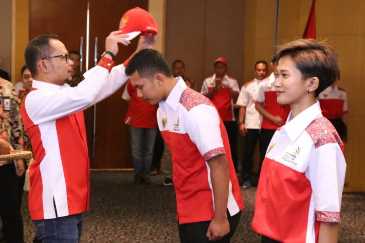 Menteri Ketenagakerjaan (Menaker) Muhammad Hanif Dhakiri berharap Indonesia menjadi juara umum pada kejuaraan ASEAN Skills Competition (ASC) ke-XII di Bangkok, Thailand yang digelar 31 Agustus hingga 2 September 2018.
