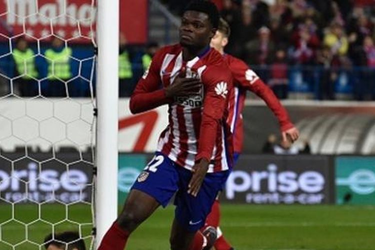 Thomas Partey mencetak gol penentu kemenangan Atletico atas Levante di Stadion Vicente Calderon, Sabtu (2/1/2016).