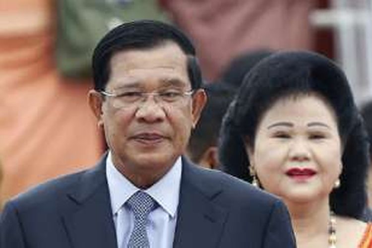 Hun Sen - bersama istri, Bun Rany - diduga menimbun kekayaan selama menjabat sebagai Perdana Menteri Kamboja