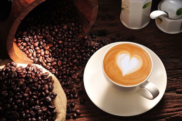 Ilustrasi kopi dan hati