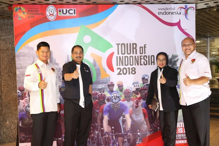 Balap sepeda taraf internasional, Tour of Indonesia segera digelar pada 25 hingga 28 Januari 2018. Menteri Pariwisata Arief Yahya bersama dengan Ketua Umum Pengurus Besar Ikatan Sport Sepeda Indonesia (PB ISI) Raja Sapta Oktohari meluncurkan Tour of Indonesia 2018 pada Senin (11/12/2017). 