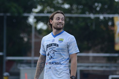 Kata Marc Klok Usai Latihan dan Atmosfer Persib Bandung