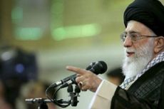 Ayatollah Khamenei Dukung Kompromi Nuklir dengan Barat