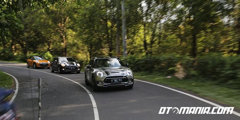 Mini Cooper S Cabriolet dijajal pada ajang MINI Adventure di pulau Bali