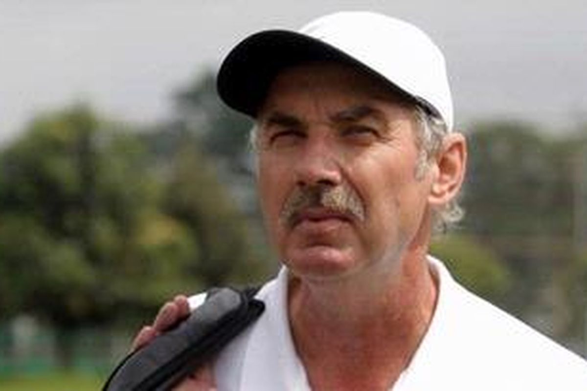 Mantan pelatih tim nasional sepak bola Indonesia, Alfred Riedl.