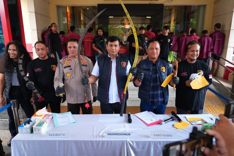 Polisi Tangkap 7 Komplotan Begal di Medan : 25 Kali Beraksi, Selalu Bawa Sajam dan Pistol Mainan