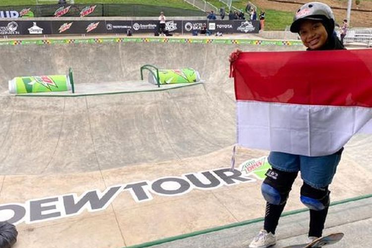 Atlet skateboard putri Indonesia, Nyimas Bunga Cinta, saat mengikuti kompetisi Dew Tour 2021 di Amerika Serikat.