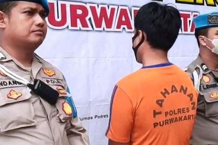 Pelajar berinisial RD (15) yang merupakan anak pedangdut Lilis Karlina ditangkap jajaran Satres Narkoba Polres Purwakarta. Dia mengedarkan obat terlarang. 