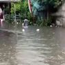 Air Kali Krukut Meluap, Sejumlah Titik di Cilandak Timur Terendam Banjir hingga 100 Cm