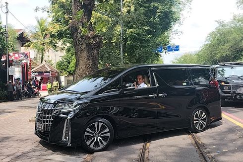 Presiden Jokowi Gelar Kumbokarnan, Rapat Persiapan Pernikahan Kaesang-Erina