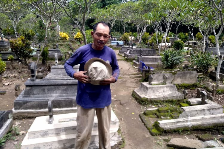 Kisah Penjaga Kuburan Desa di Blitar, Lakukan Ritual "Bedhel Bumi" hingga Uruk Kuburan Amblas