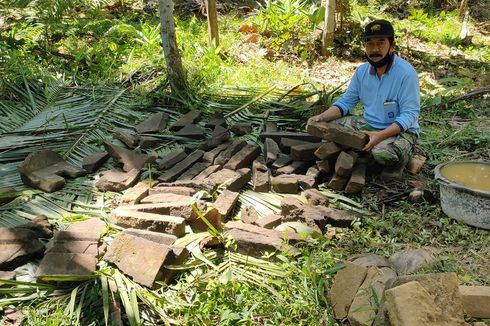 Misteri Temuan Batu Mirip Gamelan di Makam Penari Ronggeng