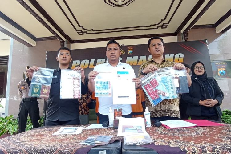 Polres Malang menggelar konferensi pers kasus TPPO di wilayah Kabupaten Malang, Jumat (15/12/2023).