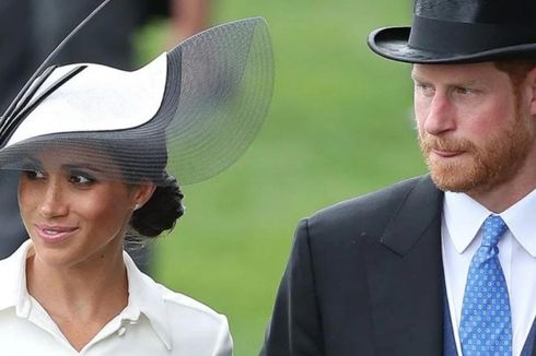 Demi Kenyamanan, Meghan Pakai Sepatu Kebesaran