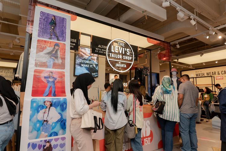 Levi's dan NewJeans mengajak para penggemar mengekspresikan gaya mereka lewat busana dengan mengkustomisasi celana jeans Levi's 501 