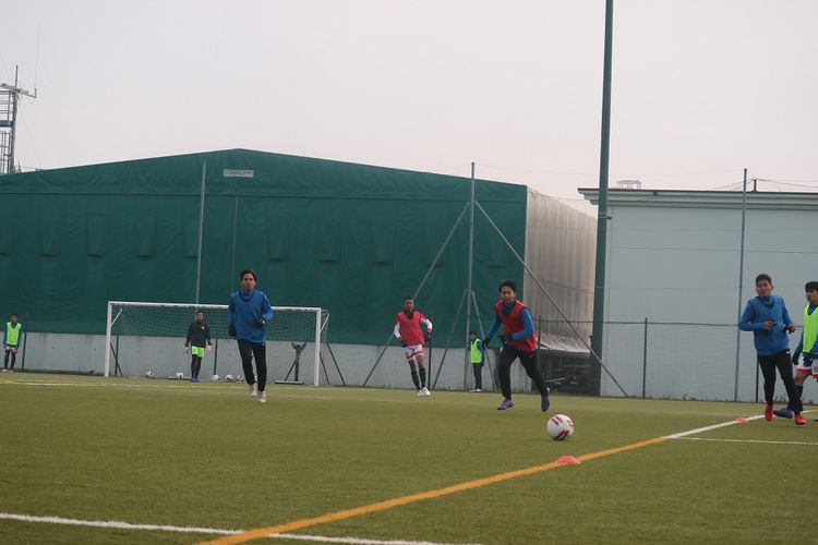 Suasana sesi latihan tim Garuda Select di Como, Italia, Sabtu (18/1/2020).