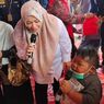 Ajak Anak-anak Korban Banjir Bernyanyi, Bupati Bima: Semoga Mereka Bisa Melupakan Kesedihan
